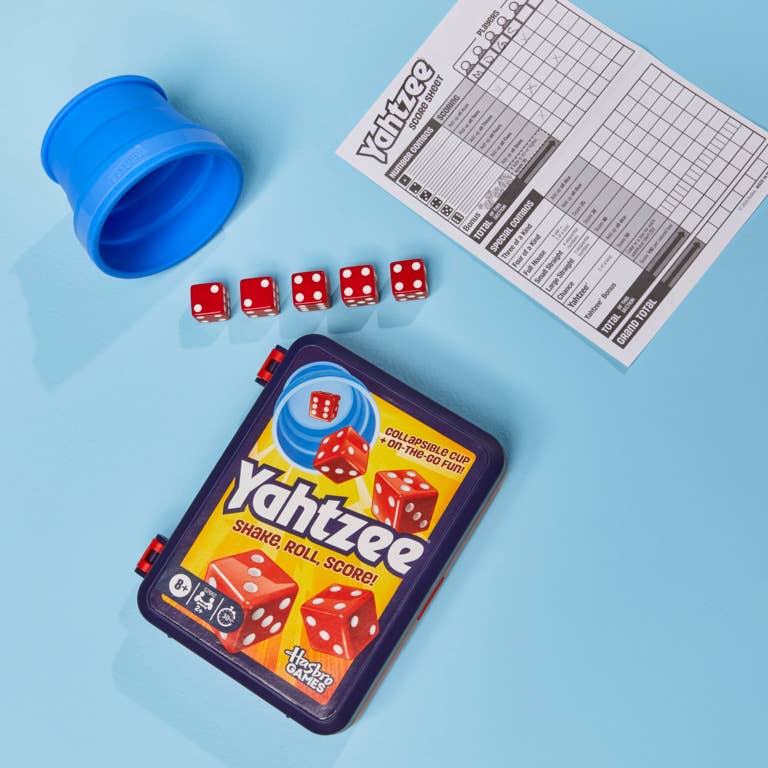 Official Hasbro Gaming Yahtzee Dice Game with Travel Storage Case – G2662