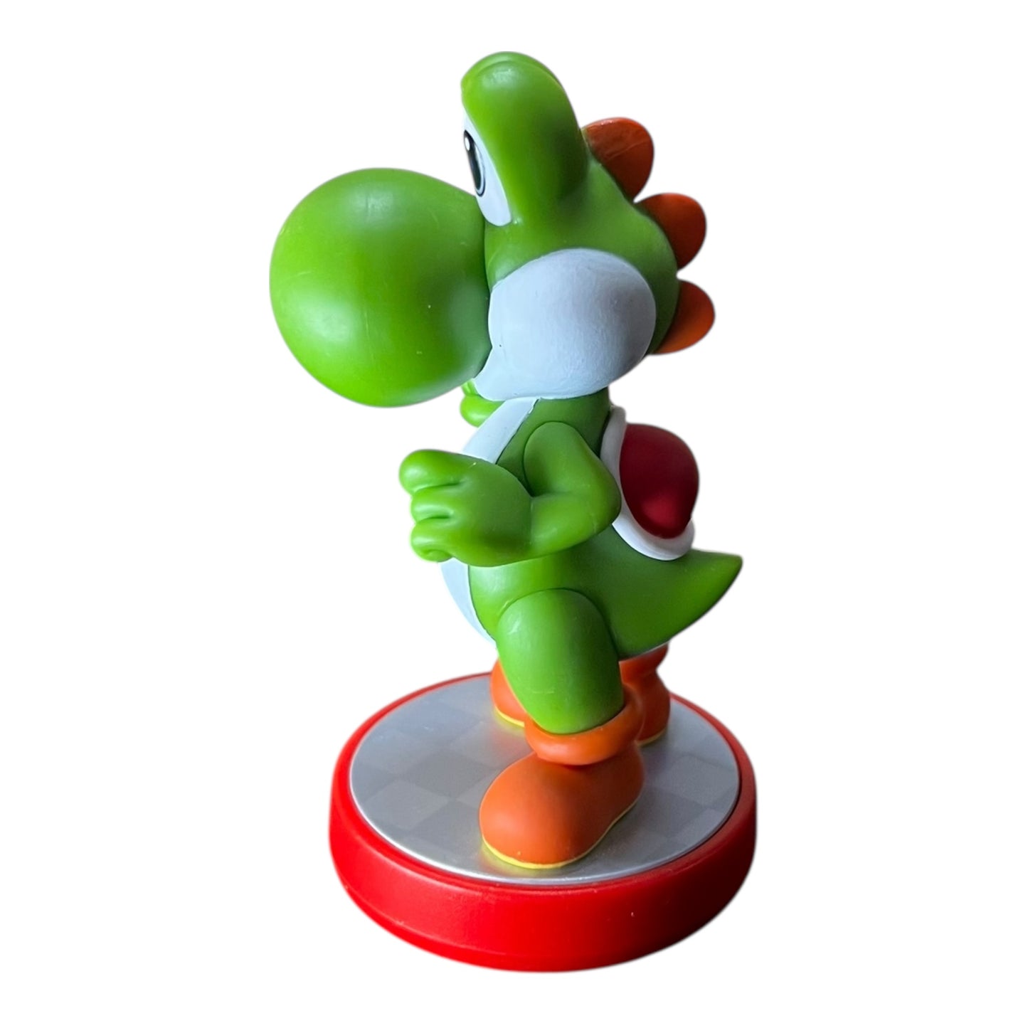 Preowned Yoshi Amiibo figurine compatible with Nintendo Switch, Wii U, and Nintendo 3DS, preowned at JenDore
